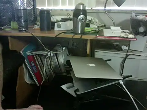 KinkyTOMan webcam