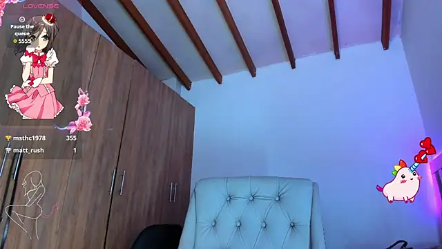 SkyeGabbyRose webcam