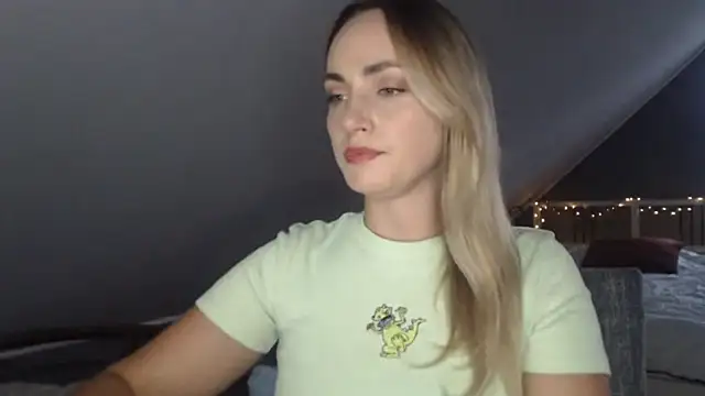 ScarlettSensitive webcam