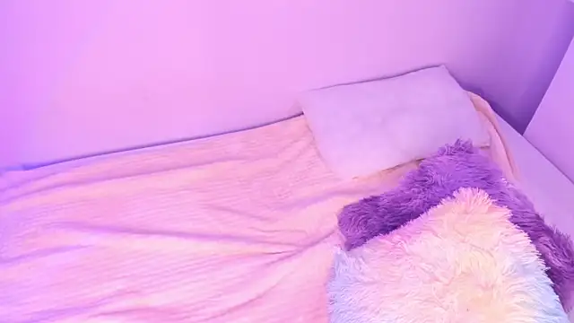 littletammy4u - Littletammy4u's free webcam - UK Sex Cams