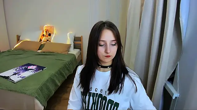 JulietteMonli webcam