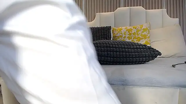 adrianstark_ - AdrianStark_'s free webcam - UK Sex Cams