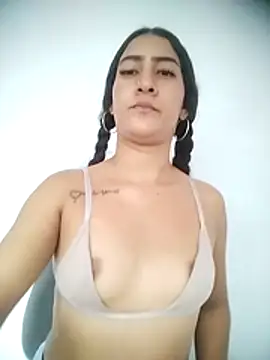 ScarletLovee_ webcam