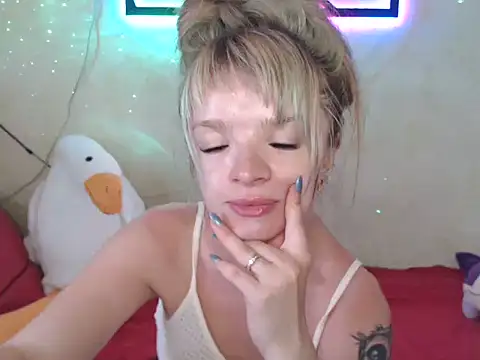 JadeEva webcam