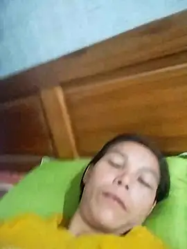 Jadi_M webcam