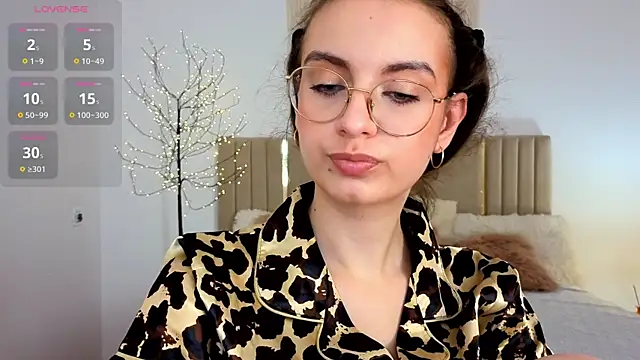 Real_cutie1 webcam
