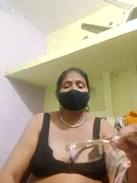 YAMUNA_033 live sex cam