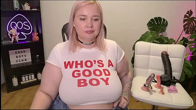 MargotGrey webcam