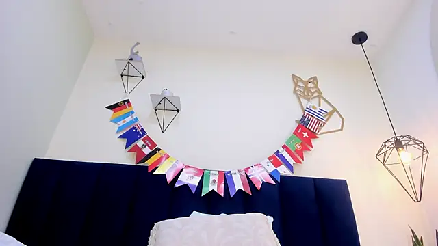 mayaevansmg webcam