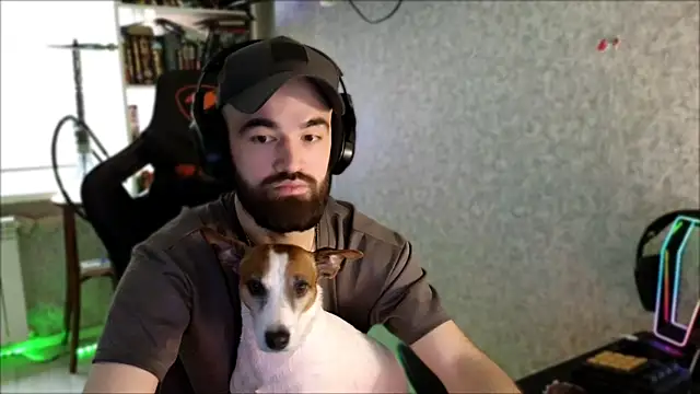_Serious_Man webcam