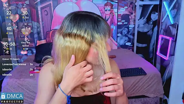 nena_cupcake_ webcam
