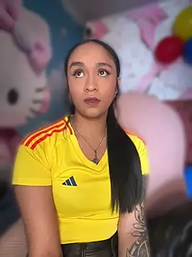 Isabella-Teen