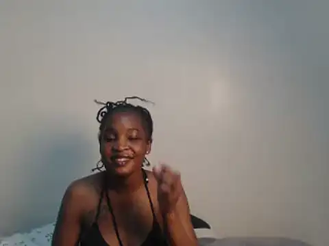 Prettypixxiee webcam
