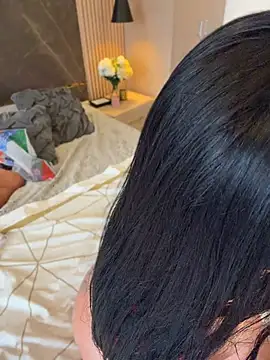 emily-Hornyy webcam