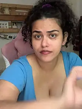 Curvydesifromgermany