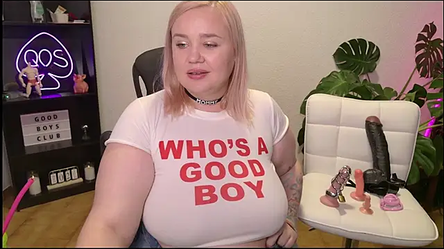 MargotGrey webcam