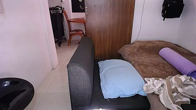 yselahot webcam