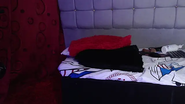 charlotte_brawn webcam