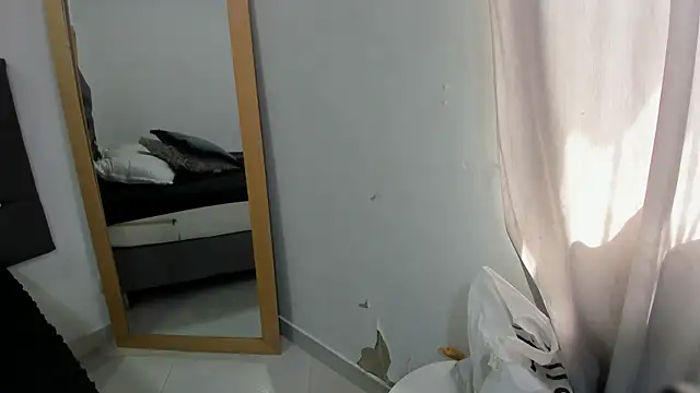 Emily_Behlle webcam