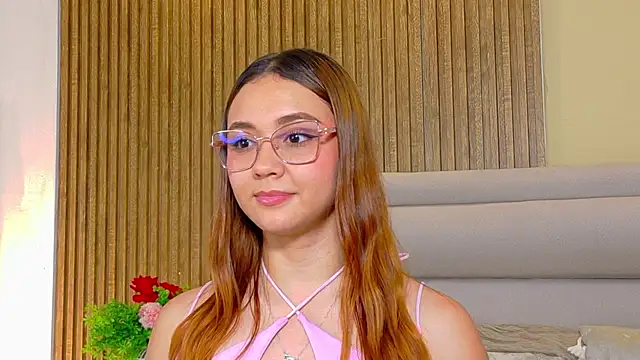 LondraBlush live sex cam