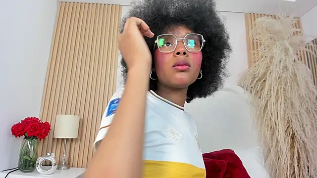 Megan__Hart_ webcam