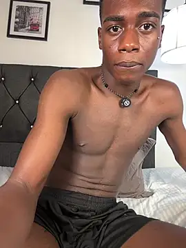 noah_johes webcam