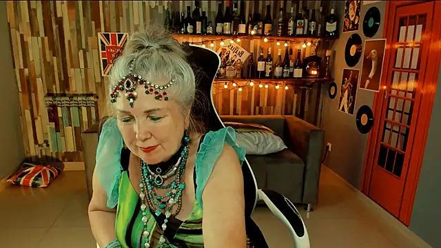 LilaMaharani webcam