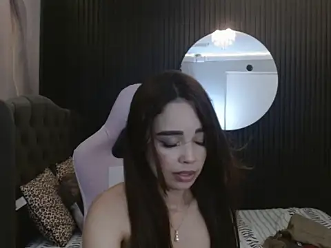 naomis_36 webcam
