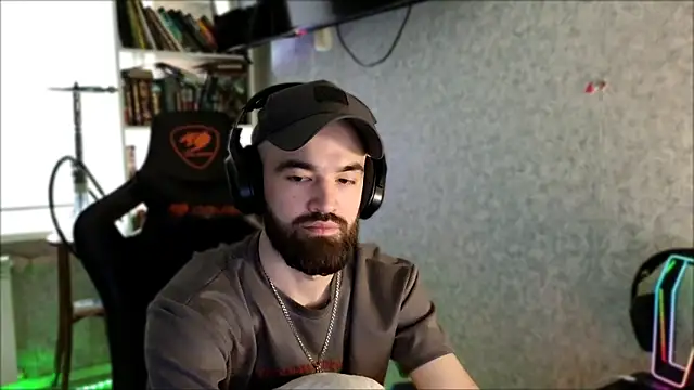 _Serious_Man webcam