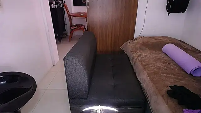 yselahot webcam