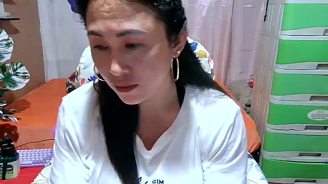 Filipina_Desire webcam