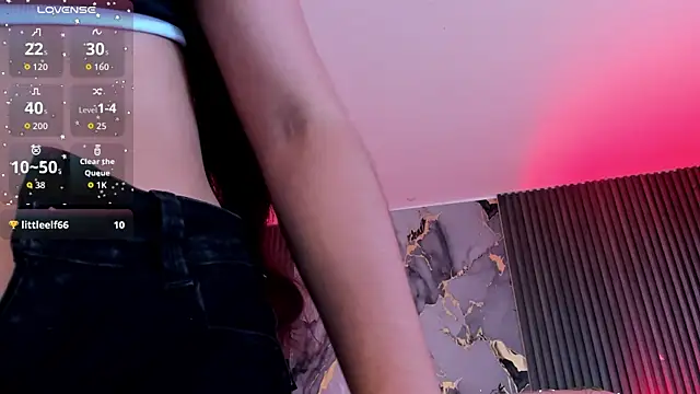CarolineFyre webcam