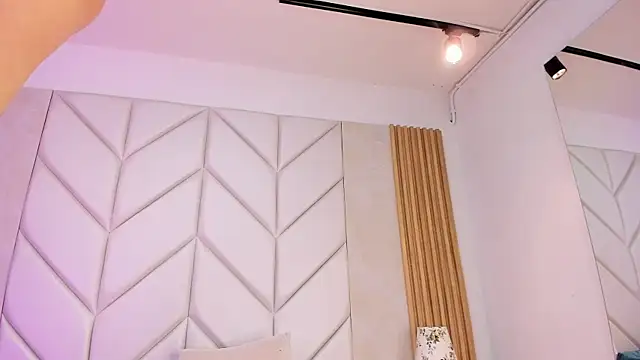 Samanta_Rave webcam