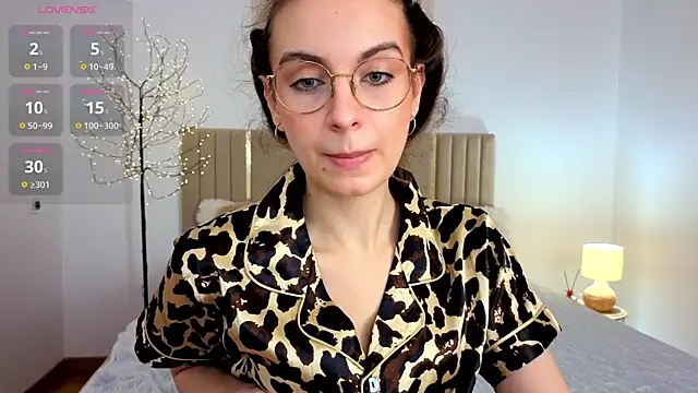 Real_cutie1 webcam