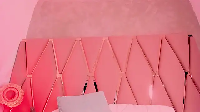 madyjames webcam