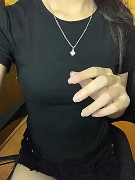 Nhinhi18 webcam