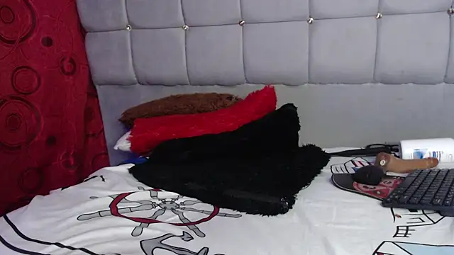 charlotte_brawn webcam