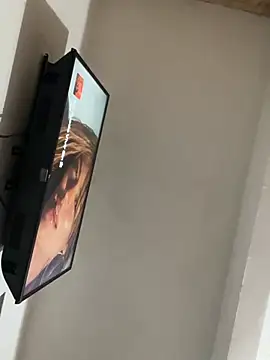 Emma_pettitee webcam