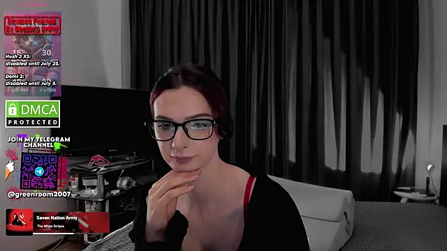 Lee_Loo live cam on StripChat