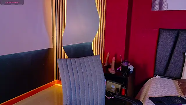 Charlott__18 webcam