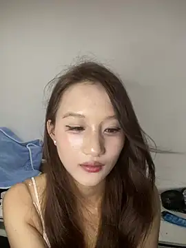 June-Baby webcam
