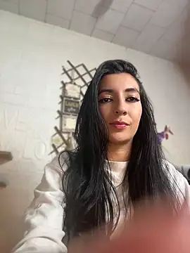 Modella: SALOME_KORLAND