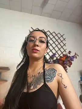Modella: SALOME_KORLAND