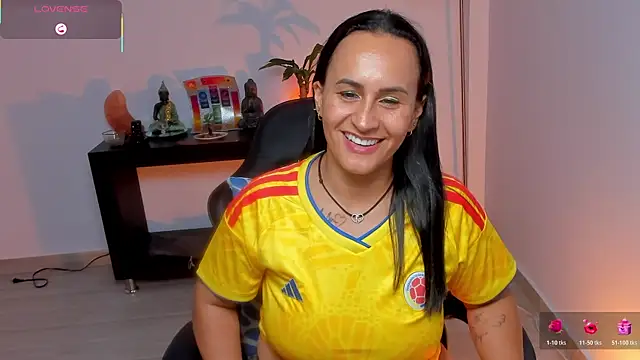 Sara_Charmy
