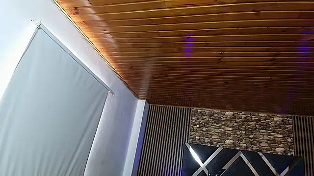 Amy_channel webcam