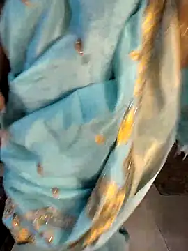 Desi_cheese webcam