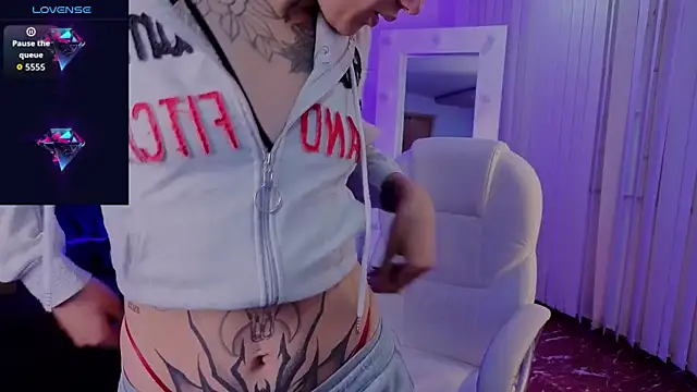_sharlotte777 webcam
