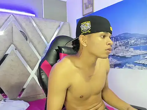 nova_mitchell7 webcam