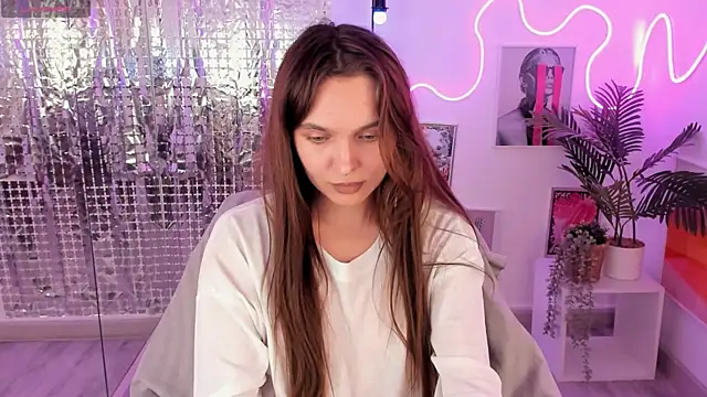 ChloeSunny webcam