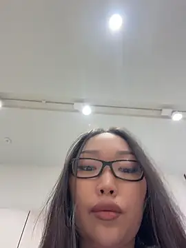 trytomakememoam webcam